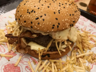 Hé Lè Xīn Xīn Zhuāng Diàn