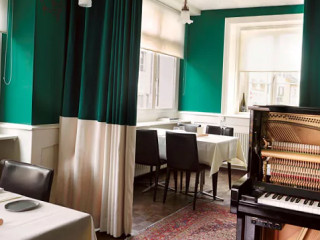 ハローランチマルカワ