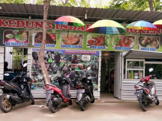 Pentol Gimbal Dan Ceker Lunak Mbak Nur Krangkeng