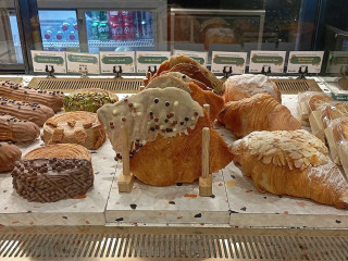 Bloomsbury's Boutique Cafe Artisan Bakery