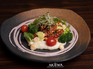 Akowa Peruvian