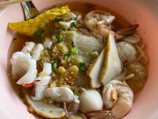 ร้านอาหาร ชายคลอง โฮมสเตย์