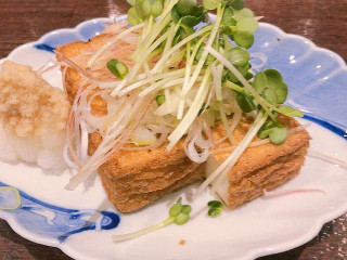 Jū Jiǔ Wū Rù Chuán Tīng Huǒ Chuī Nán