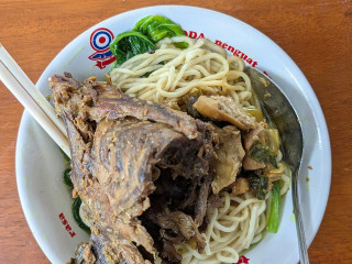 Mie Ayam Soto Mbah Jhon