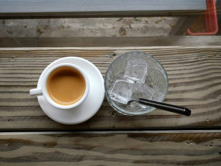 3 Cafe Studio