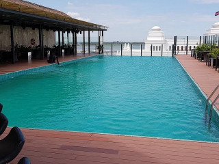 Amret Palace Pool