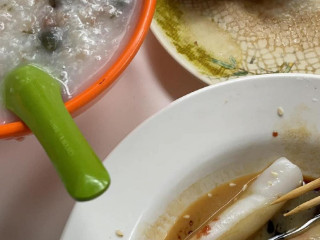 Hé Yì Tài Xiǎo Shí