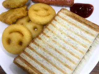 Laya Burger Yonghe Yongping