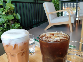 Monami Café