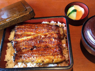 うなぎ Qiān Cǎo