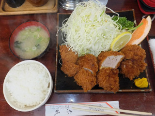 とんかつ Chì Chéng