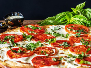 Anthony's Coal Fired Pizza Wings