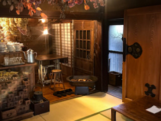 Yàn Cafe
