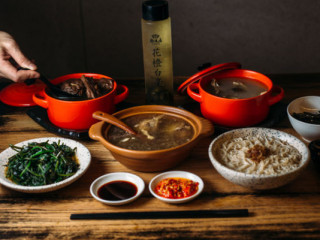 龍涎居雞膳食坊 高雄富國店