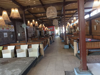 Warung Apung Rahmawati