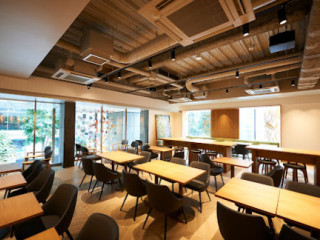 Starbucks Reserve Store Ginza Marronnier Dori Street
