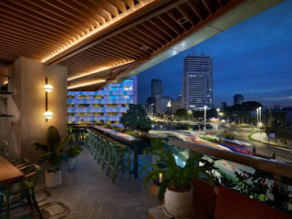 Social House