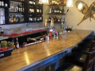 1886 Lake House Bistro