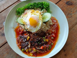 Rumah Makan 3 Budak Gilers