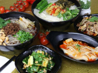 Shāng Xīn Suān Là Fěn Sour And Spicy Noodle