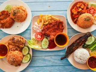 Batavia Cafe