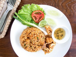 Hinz Kitchen