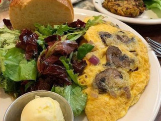 Urth Caffe