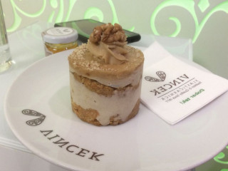 Vis A Vis Vincek Cake And Ice Cream
