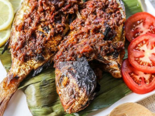Warung Mesra Che Ti