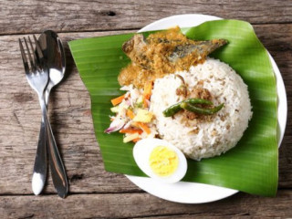 Restoran Nasi Dagang D'ledang