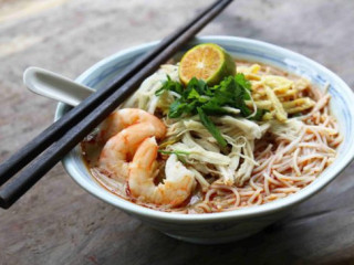 Liù Fú Cān Guǎn Liu Fook