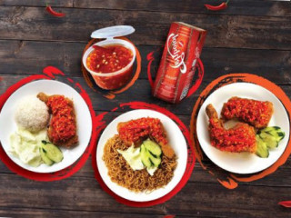 Ayam Geprek Meraung