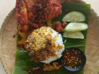 Nasi Chetong Ii (pekan Nenas)