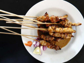 Kedai Satay Cikgu Kay