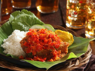 Sajian Cafe Dan Catering
