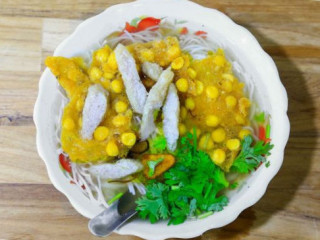 ခိုင်သုခ