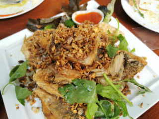 ร้านอาหารกุหลาบดอย