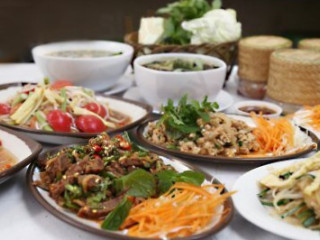แซบนัว ครัวอิสาน
