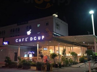 คาเฟ่ ดีคัพ
