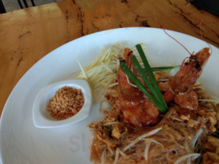 S.ken's Bistro
