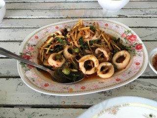 ศรีบ้านเพ