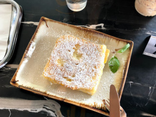 Mililin Cafe Eatery