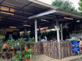 สุพัชชา แหนมเห็ดทอด