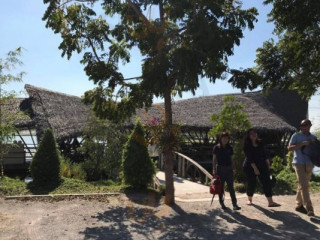 ร้านข้าวใหม่ ปลามัน