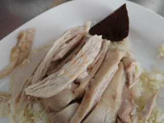 เฮียวัดขาหมู
