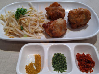 Nanase Ramen Sriracha