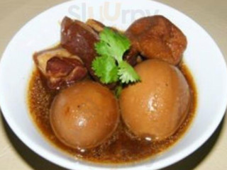 ร้านอาหาร ตำรับคุณยายบายทรงจิตรา