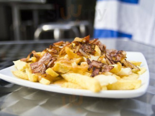 Bangkok Poutine