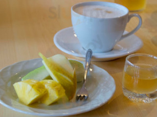 Lù Yě Xiǎo Guǎn