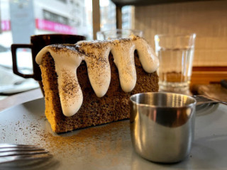 Angle Cafe'